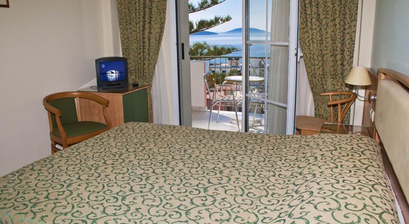 Esperia Hotel